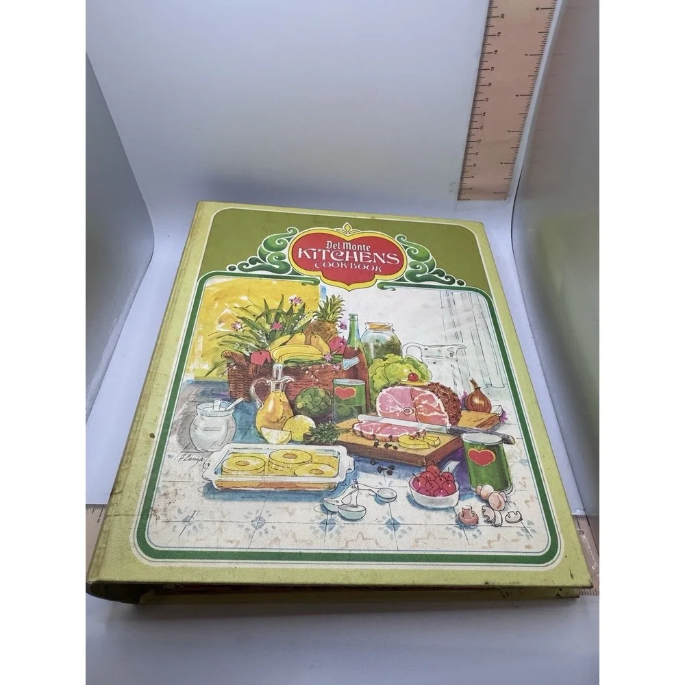 Vintage Del Monte Kitchens Cookbook, 1972 Binder Hardcover First Printing